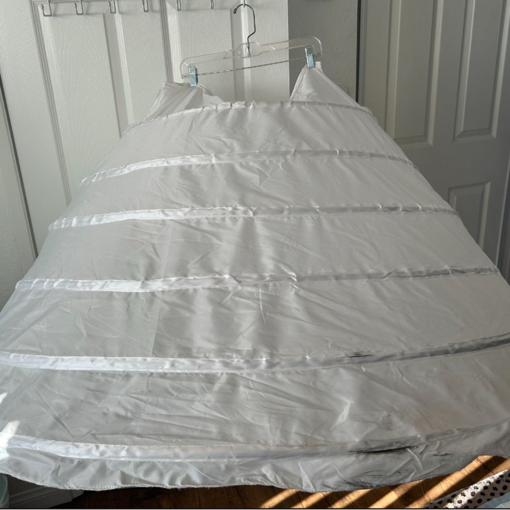 White Petticoat